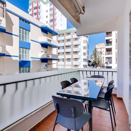 Al - Apartamento Egas Moniz Quarteira Kültér fotó